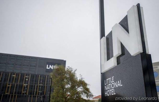 Little National Hotel Canberra Buitenkant foto